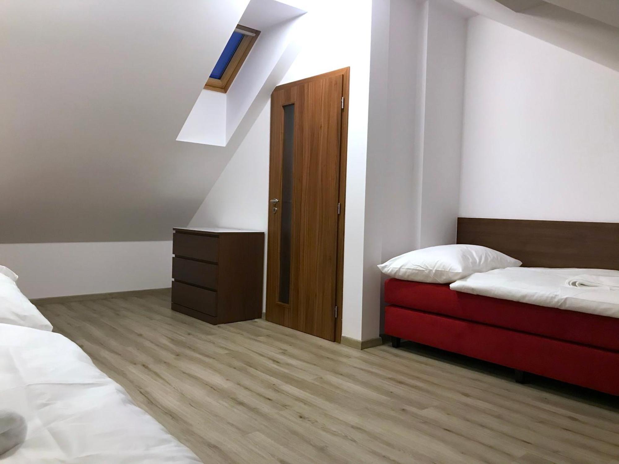 Valentine'S National Museum Apartments Prague Room photo